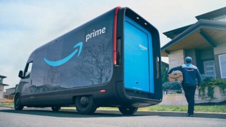 Amazon chipping in $10M in tips for customers who thank their delivery drivers during the holidays